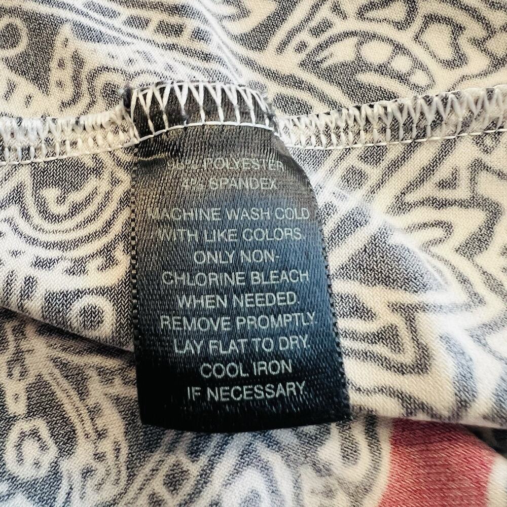 White House Black Market Knit Top Red Black Paisley Stretch Women’s L (A0131) - Picture 6 of 6